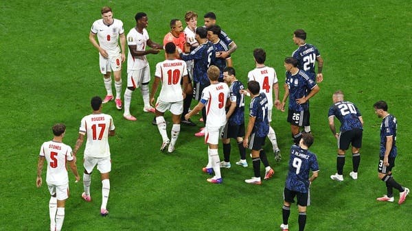 Spain's defender comments on referees' decisions in Argentina matches, expressing surprise