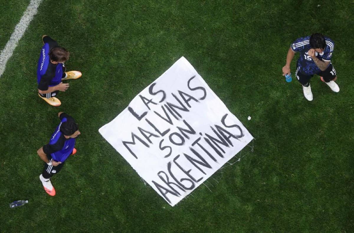 White House Supports Argentina Players in Banner Incident