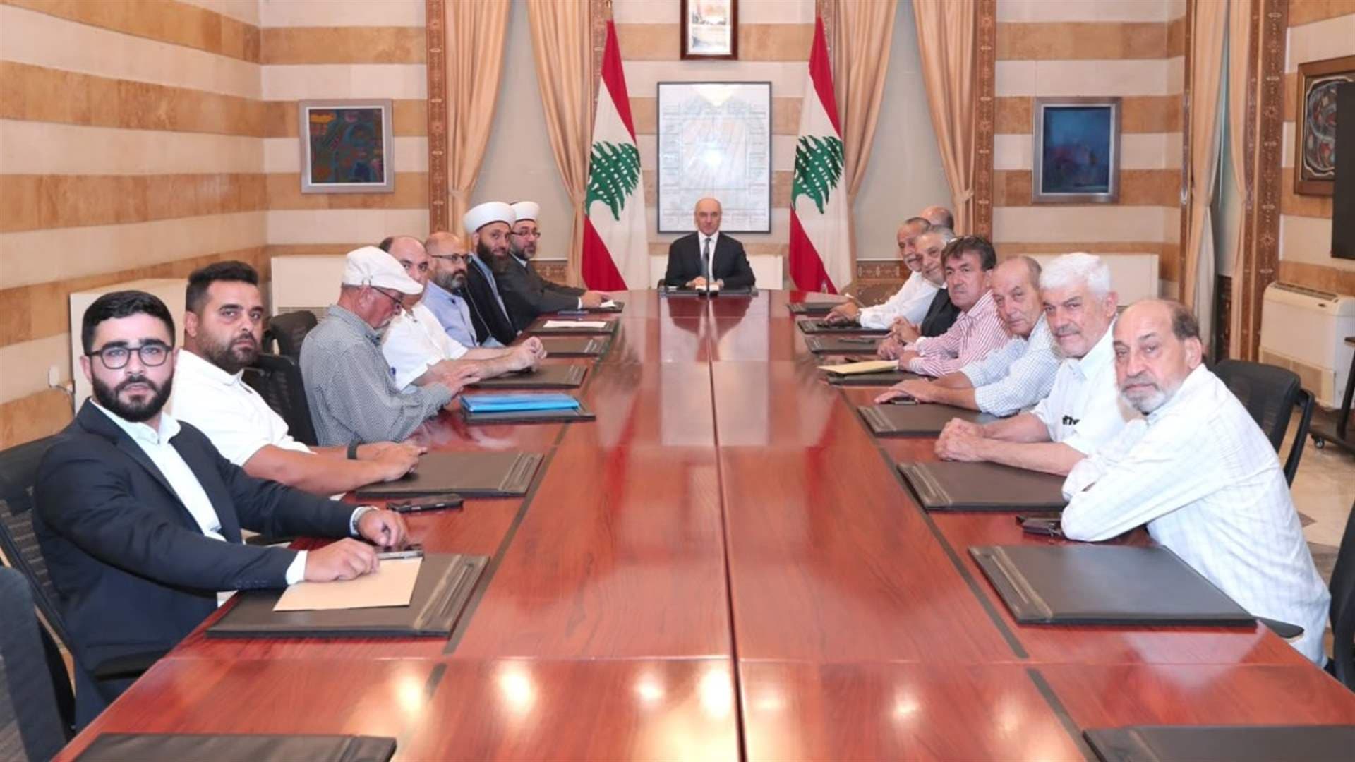 Al-Hajar Meets Officials on Development and Security