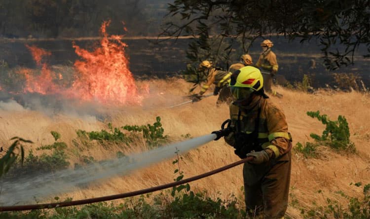 Evacuation of 200,000+ as Fires Spread in France and Spain