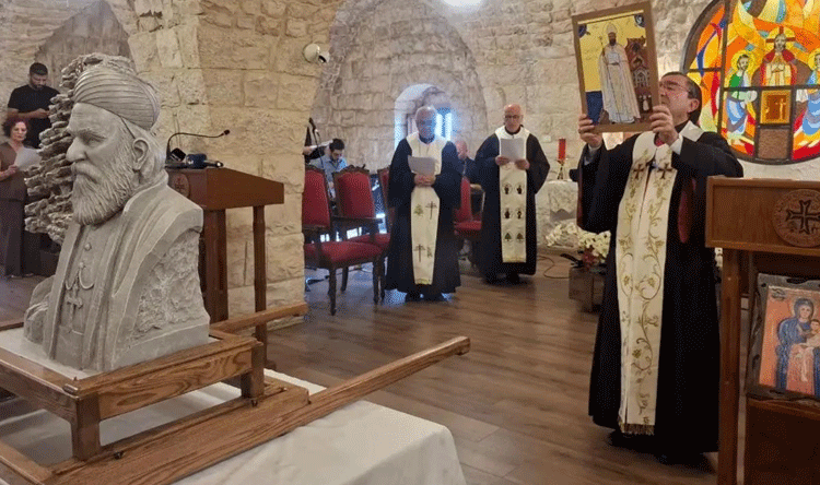 Blind monastery receives relics of Hovig