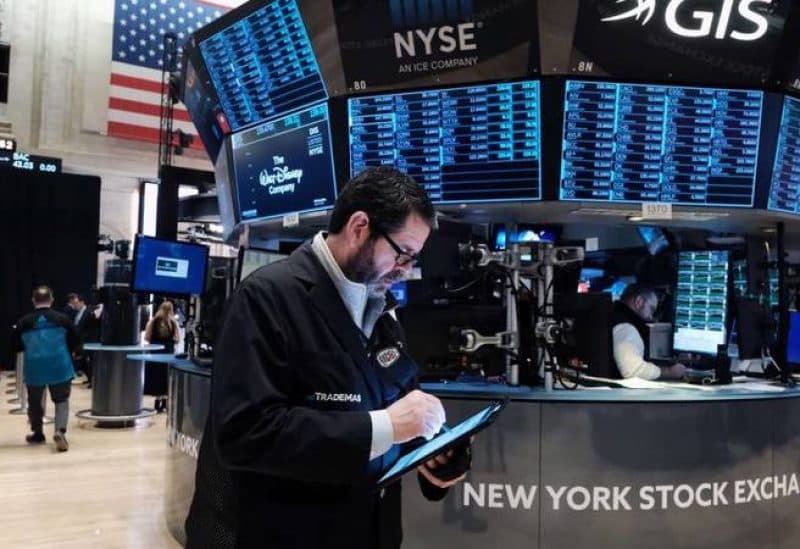 Wall Street declines on AI worries