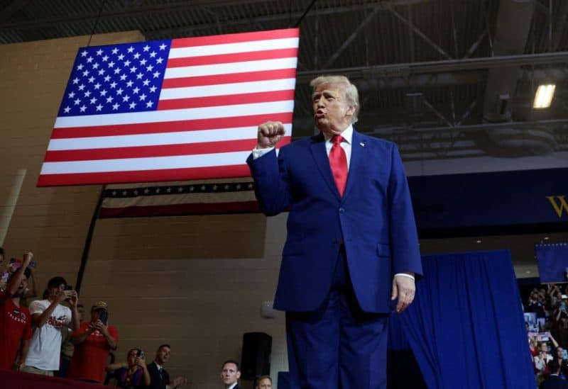 Trump backs central bank pick without rate cut